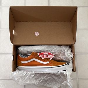NWB Vans Old Skool “Desert Sun” and White Skate Shoes/Sneakers